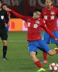  利物浦逆转维拉，萨拉赫独造四球  