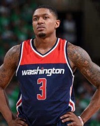  奇才比尔申请交易 多支球队争夺顶级分卫  