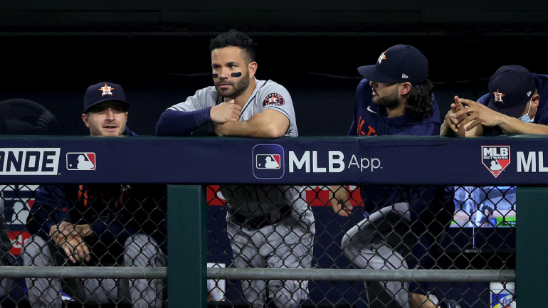  尼斯主帅赛后炮轰裁判 称争议判罚改变局势  