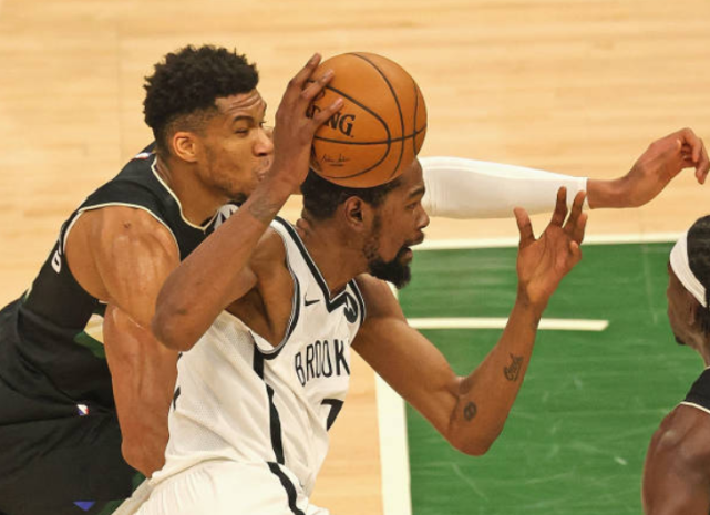  雄鹿遭鹈鹕爆冷终结七连胜  