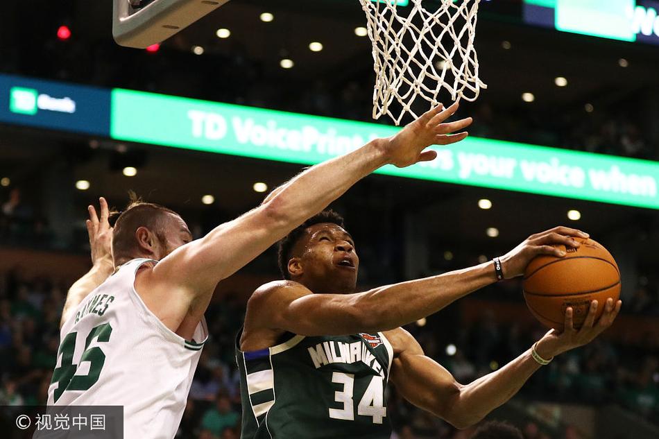  字母哥伤退雄鹿不敌凯尔特人  