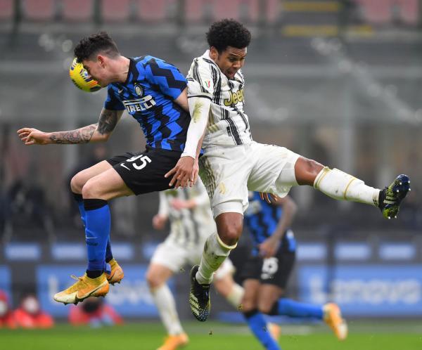  劳塔罗梅开二度，国米终结尤文十连胜  