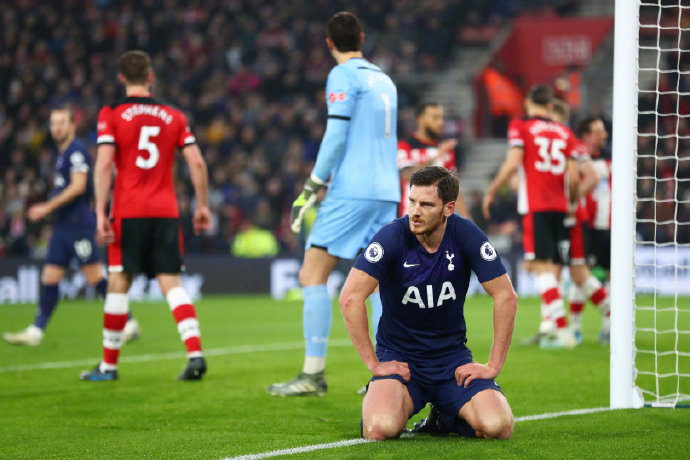  国米旧将弑主,助中游队爆冷抢分  